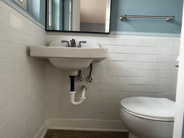 918 N 5th Avenue 2, Maywood, IL 60153