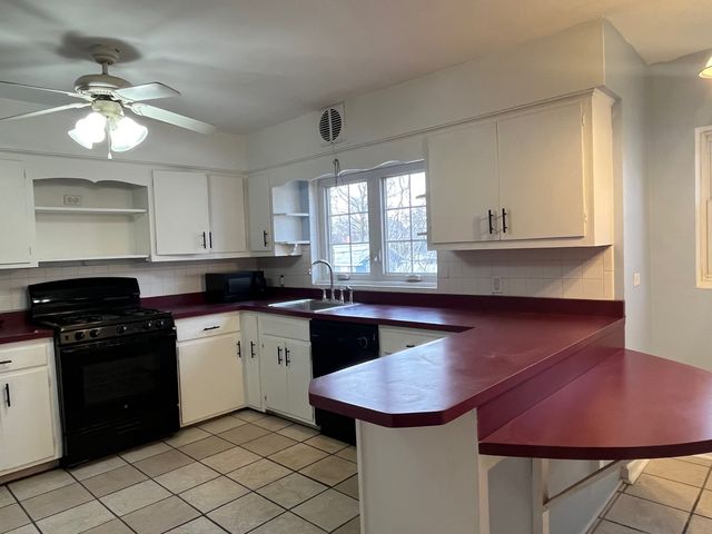 918 N 5th Avenue 2, Maywood, IL 60153