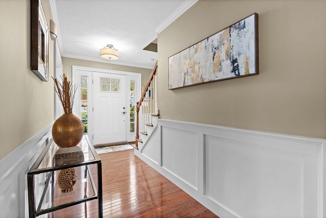 138 Fir Hill Ln, Northbridge, MA 01534