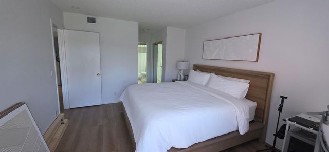 7900 Camino Circle 407, Miami, FL 33143