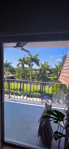 7900 Camino Circle 407, Miami, FL 33143