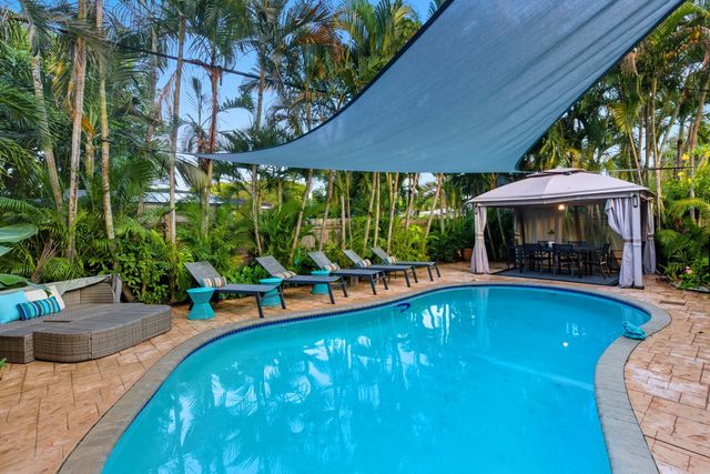 1145 NE 17th Way 1-2, Fort Lauderdale, FL 33304