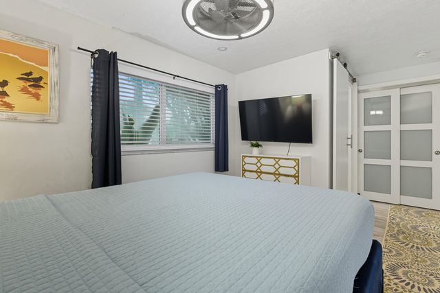1145 NE 17th Way 1-2, Fort Lauderdale, FL 33304