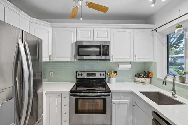 1145 NE 17th Way 1-2, Fort Lauderdale, FL 33304