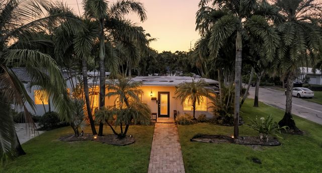 1145 NE 17th Way 1-2, Fort Lauderdale, FL 33304