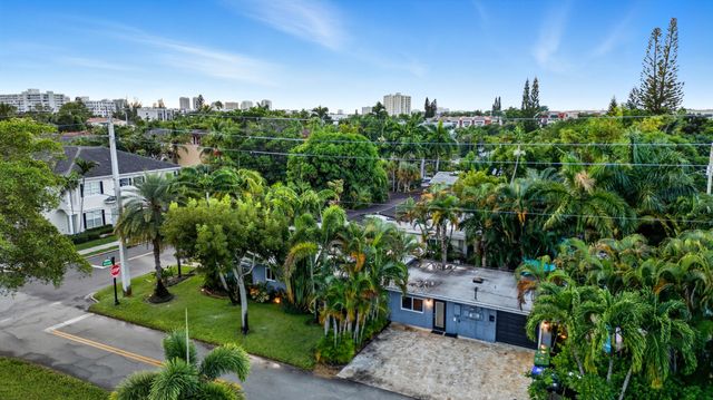 1145 NE 17th Way 1-2, Fort Lauderdale, FL 33304
