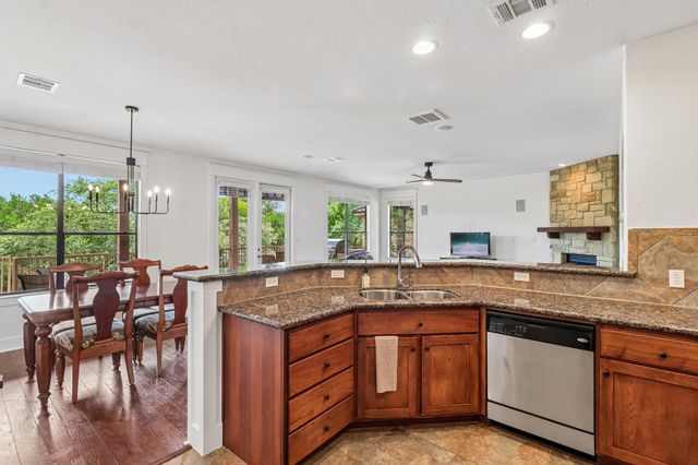 6805 Lantern View DR, Jonestown, TX 78645