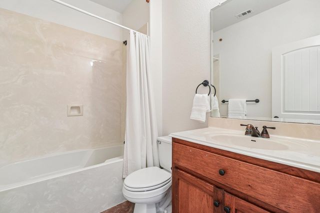 6805 Lantern View DR, Jonestown, TX 78645