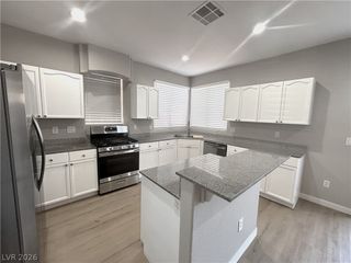 6811 ROSE MALLOW Street, Las Vegas, NV 89148