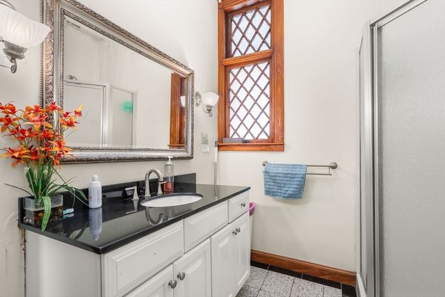 5 Claremont Street, Worcester, MA 01610