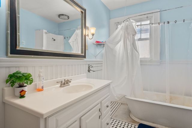 5 Claremont Street, Worcester, MA 01610