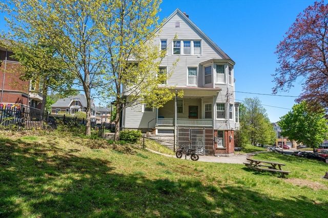 5 Claremont Street, Worcester, MA 01610