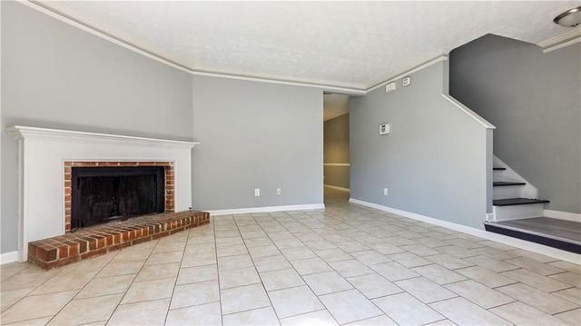 1040 Huntington Trace SE, Smyrna, GA 30082