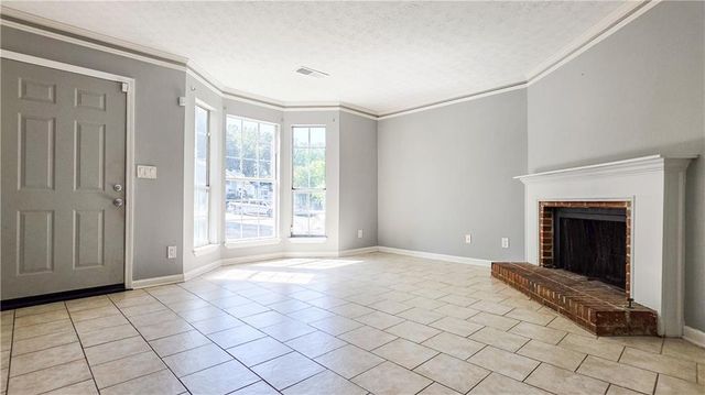 1040 Huntington Trace SE, Smyrna, GA 30082