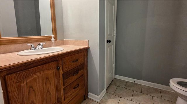1040 Huntington Trace SE, Smyrna, GA 30082