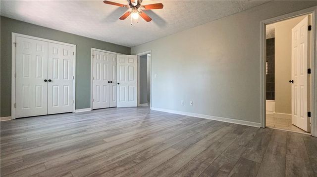 1040 Huntington Trace SE, Smyrna, GA 30082