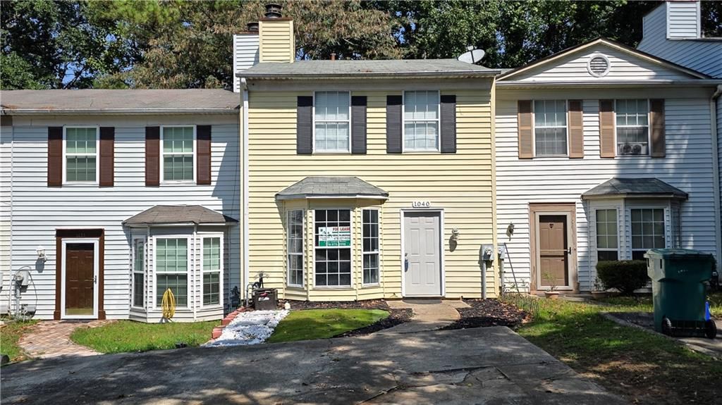 1040 Huntington Trace SE, Smyrna, GA 30082