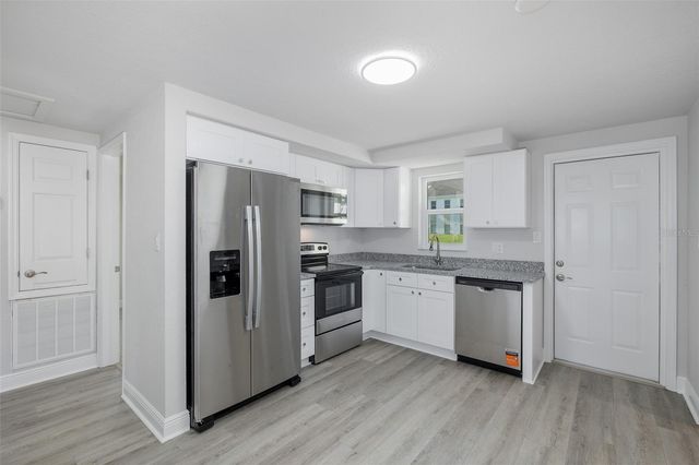 5840 VIRGINIA AVENUE, New Port Richey, FL 34652