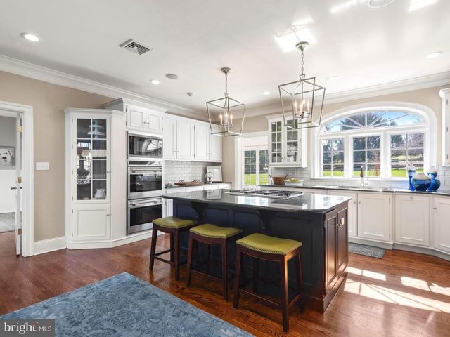 9 DOUGLASS LN, Chester Springs, PA 19425
