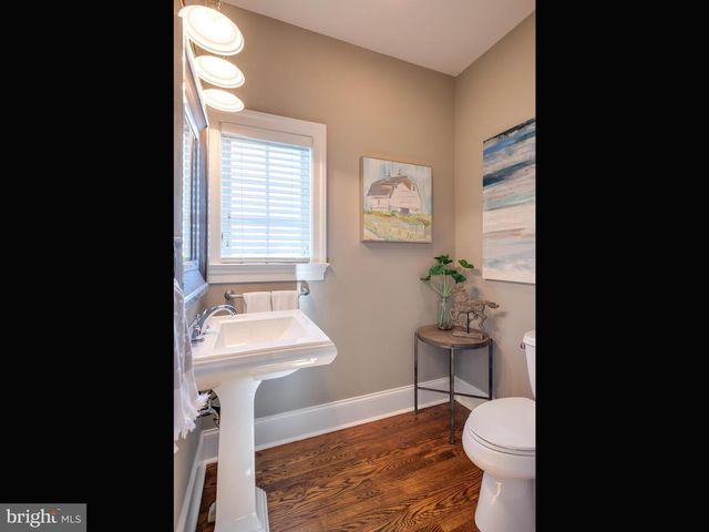 9 DOUGLASS LN, Chester Springs, PA 19425