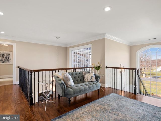 9 DOUGLASS LN, Chester Springs, PA 19425