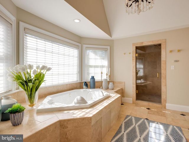 9 DOUGLASS LN, Chester Springs, PA 19425