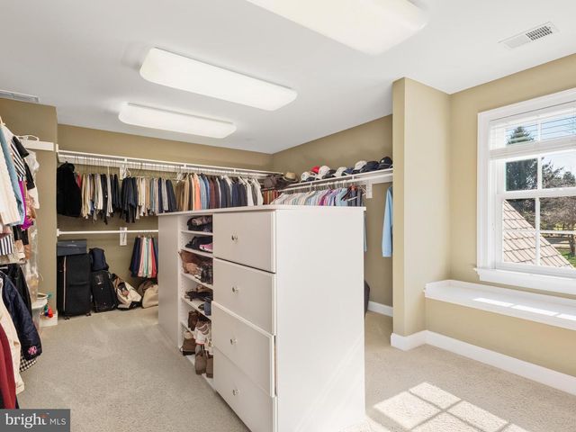 9 DOUGLASS LN, Chester Springs, PA 19425