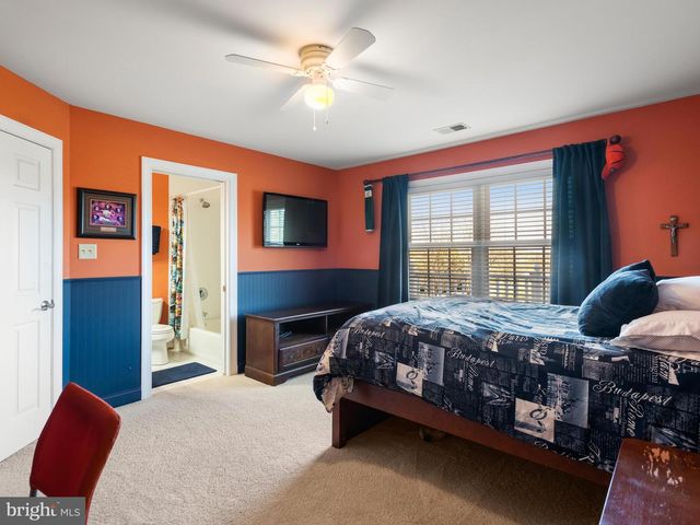9 DOUGLASS LN, Chester Springs, PA 19425