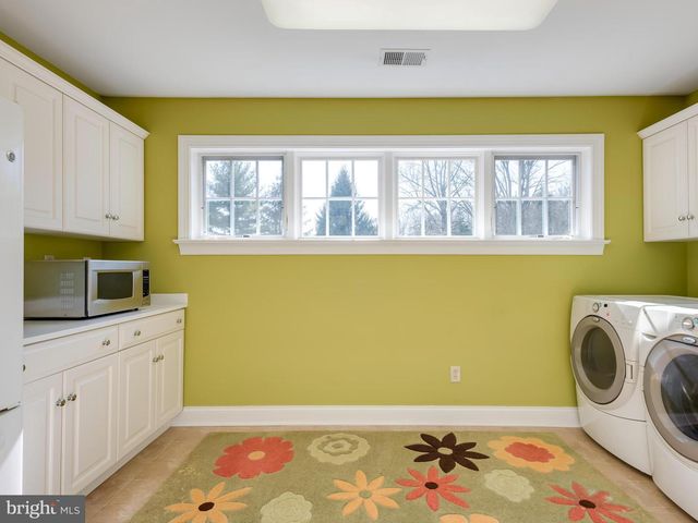9 DOUGLASS LN, Chester Springs, PA 19425