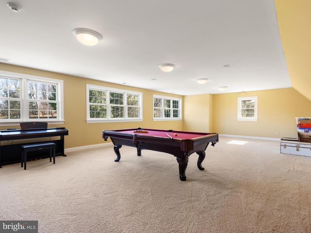 9 DOUGLASS LN, Chester Springs, PA 19425