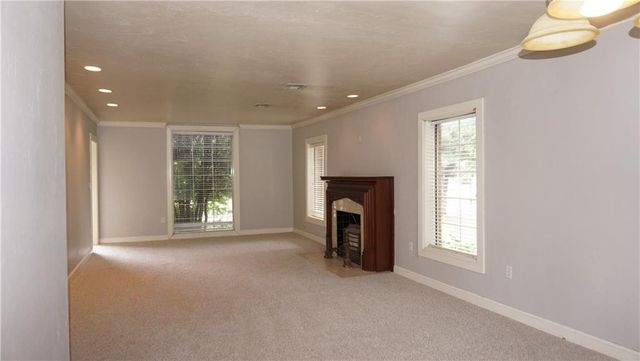 1127 Glenwood Avenue, Nichols Hills, OK 73116