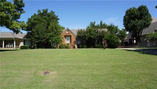 1127 Glenwood Avenue, Nichols Hills, OK 73116