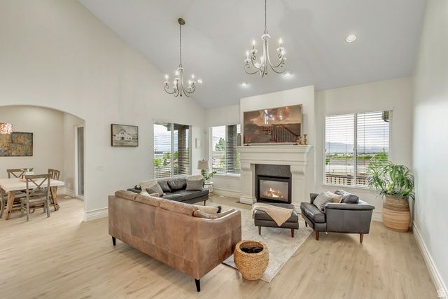 11217 S HAMPTON WAY, South Jordan, UT 84095