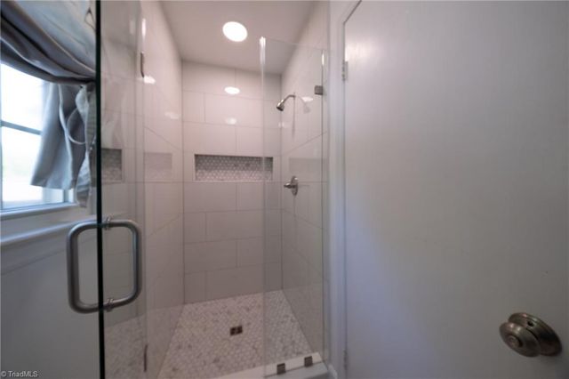 5100 Ainsworth Drive, Greensboro, NC 27410