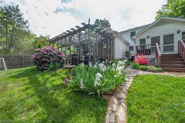 5100 Ainsworth Drive, Greensboro, NC 27410