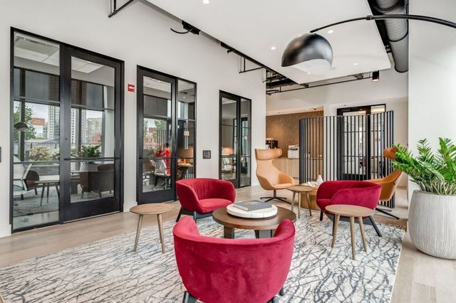 350 N Canal Street 3207, Chicago, IL 60606