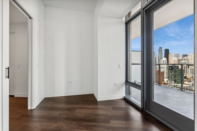 350 N Canal Street 3207, Chicago, IL 60606