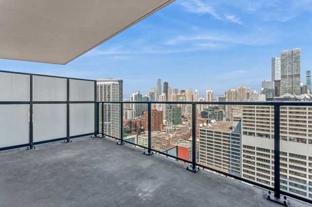 350 N Canal Street 3207, Chicago, IL 60606