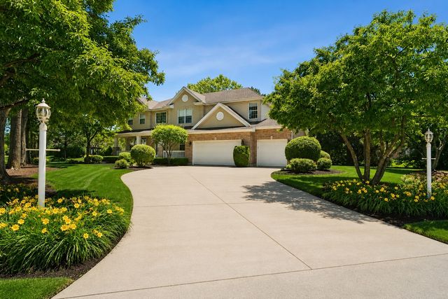 411 Periwinkle Way, Prospect Heights, IL 60070