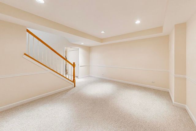 411 Periwinkle Way, Prospect Heights, IL 60070