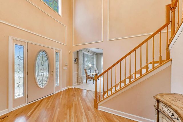 411 Periwinkle Way, Prospect Heights, IL 60070