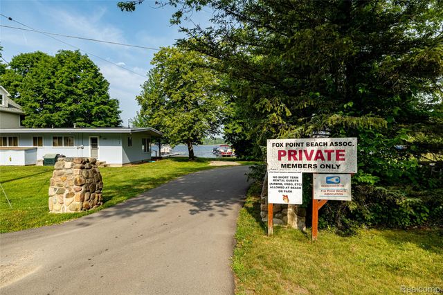 Lot 5 Lombardy Court, Hamburg Township, MI 48169