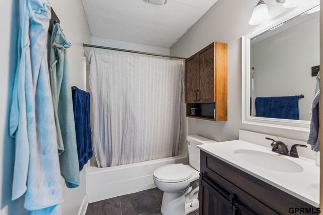 910 S 1st Street, Plattsmouth, NE 68048