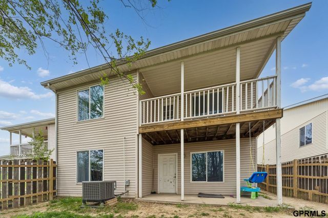910 S 1st Street, Plattsmouth, NE 68048