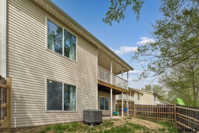 910 S 1st Street, Plattsmouth, NE 68048