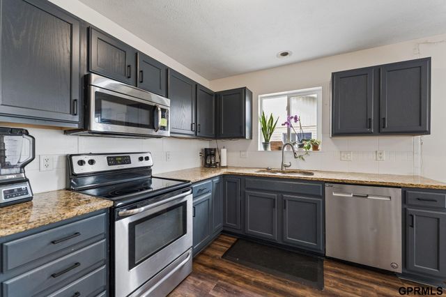 910 S 1st Street, Plattsmouth, NE 68048