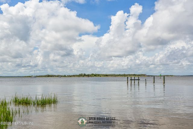 9117 WOODSMAN COVE Lane, Jacksonville, FL 32226