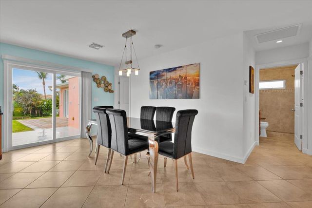 611 SE Harborview Drive, Port St. Lucie, Port St Lucie, FL 34983