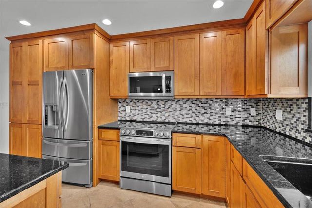 611 SE Harborview Drive, Port St. Lucie, Port St Lucie, FL 34983
