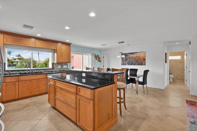 611 SE Harborview Drive, Port St. Lucie, Port St Lucie, FL 34983
